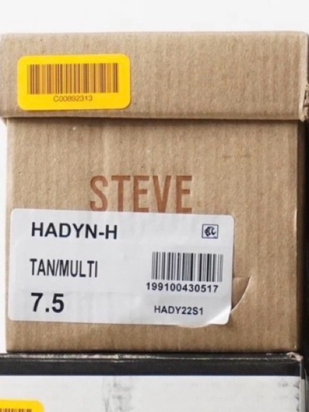 Steve Madden Women’s Hadyn Sandal New in Box 7.5 Tan/ Multi Print Cow Print - Picture 3 of 3